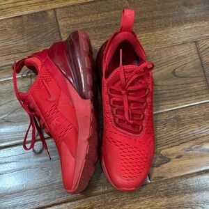 Nike AirMax 270 University Red